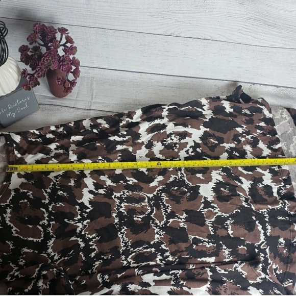 LulaRoe Animal‎ Print Shirt | Women's Sz Large - Picture 5 of 6